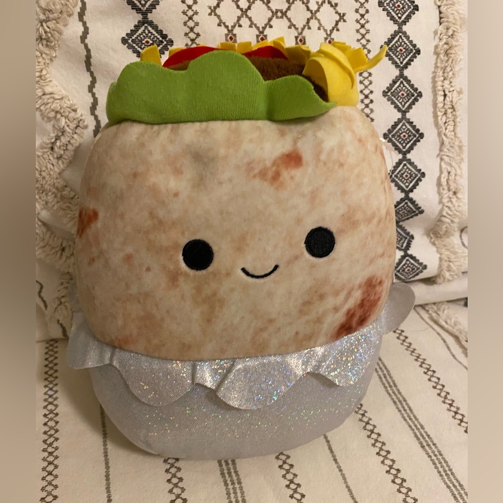 Squishmallow Bernardo